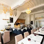 Hotell Multatuli 3*
